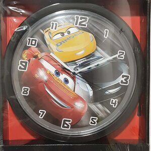 Disney Pixar ' CARS ' Wall Clock Battery Operated 9-3/4" Round New Sealed in Box